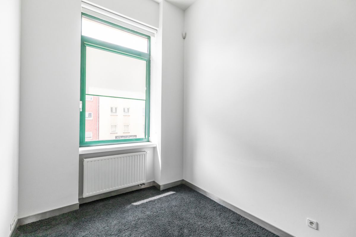 lokale usługowe/biura 10€/m2