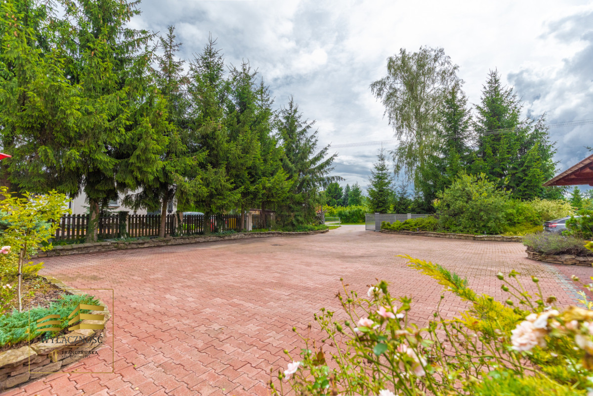 Parterowy lokal 400m2 - dojazd z obwodnicy Lublina
