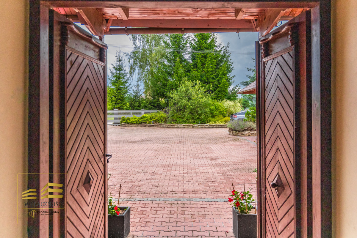 Parterowy lokal 400m2 - dojazd z obwodnicy Lublina