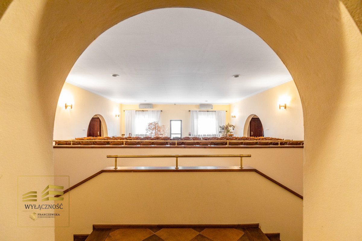 Budynek 795m2 przy S19 na działce 54ha - Kraśnik