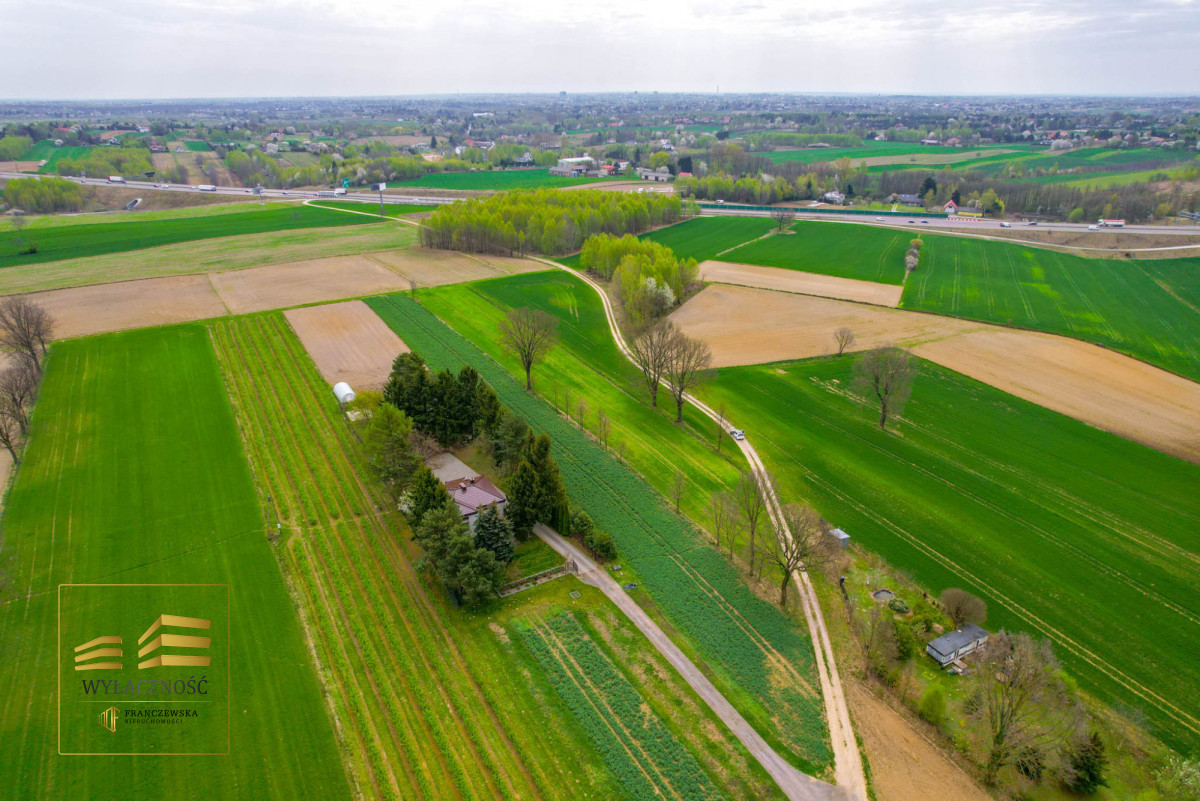 Działka rolna o pow. 3900m2 w Płouszowicach