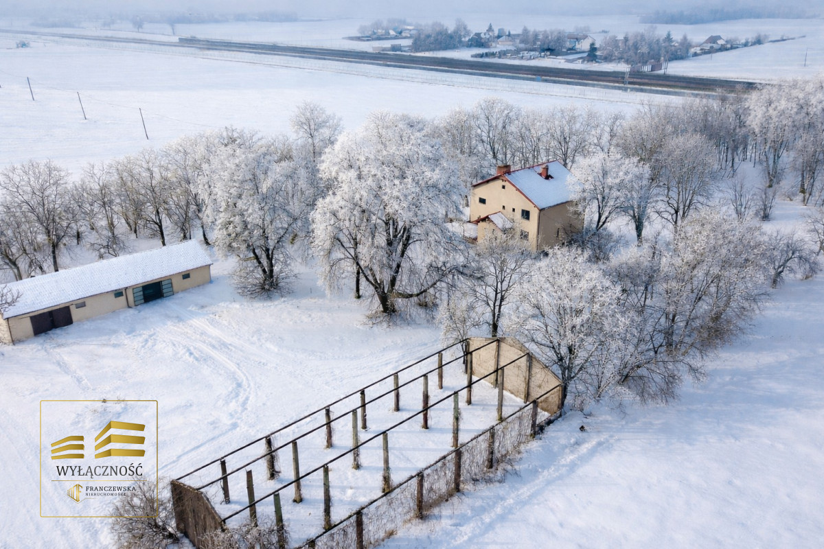 Dom wolnostojący  6 pokoi z dużą działką