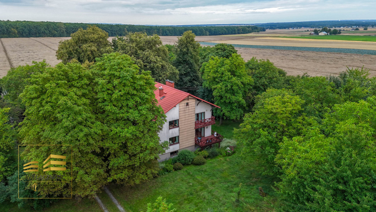 Dom wolnostojący  6 pokoi z dużą działką