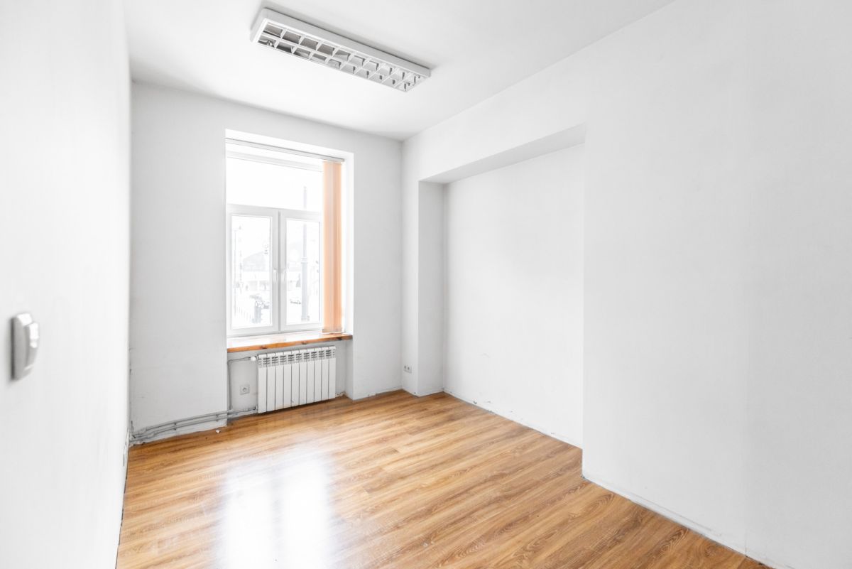 Lokal o pow. 80 m2 na ul. Narutowicza
