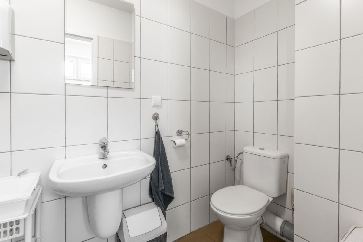 Lokal parter z witrynami 53m2 - Lublin, Bronowice
