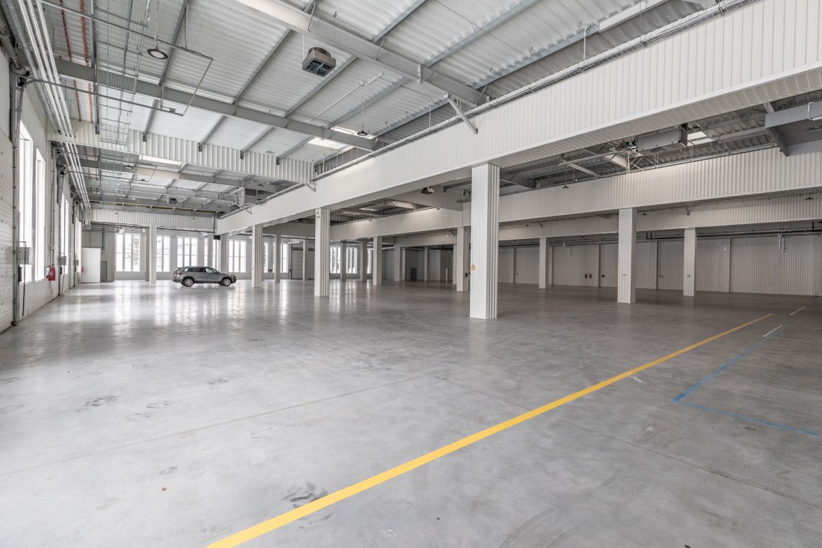 Obiekt produkcyjno-magazynowy 8845m2 - Lublin