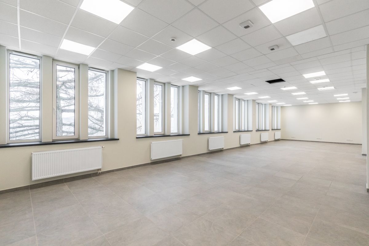 Obiekt produkcyjno-magazynowy 8845m2 - Lublin