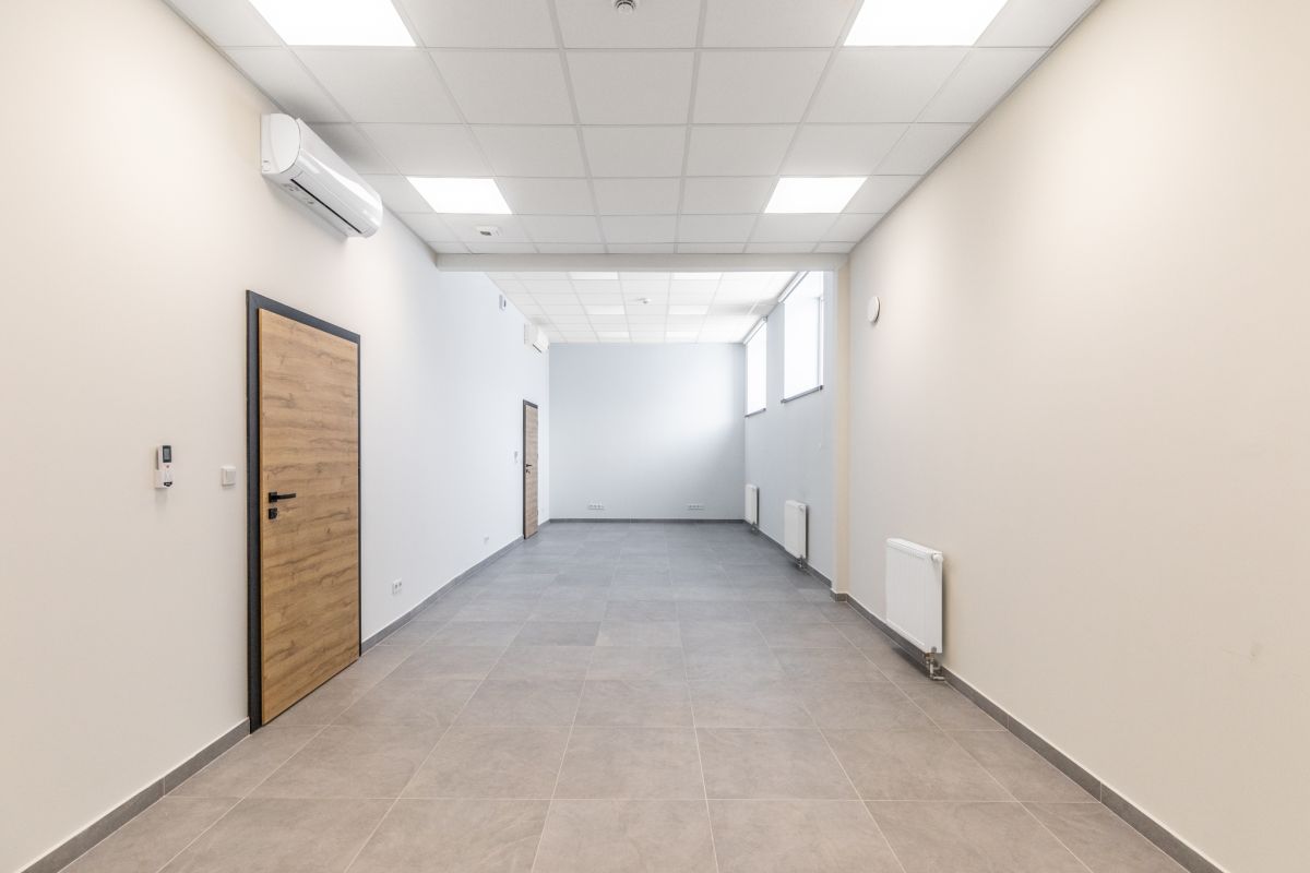 Obiekt produkcyjno-magazynowy 8845m2 - Lublin