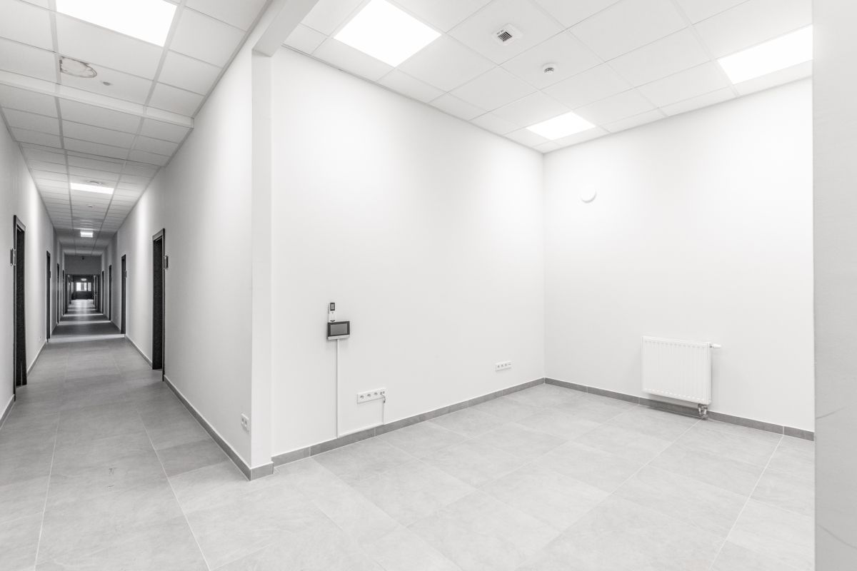 Obiekt produkcyjno-magazynowy 8845m2 - Lublin