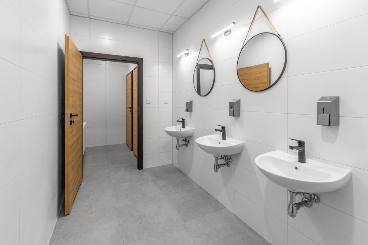 Obiekt produkcyjno-magazynowy 8845m2 - Lublin