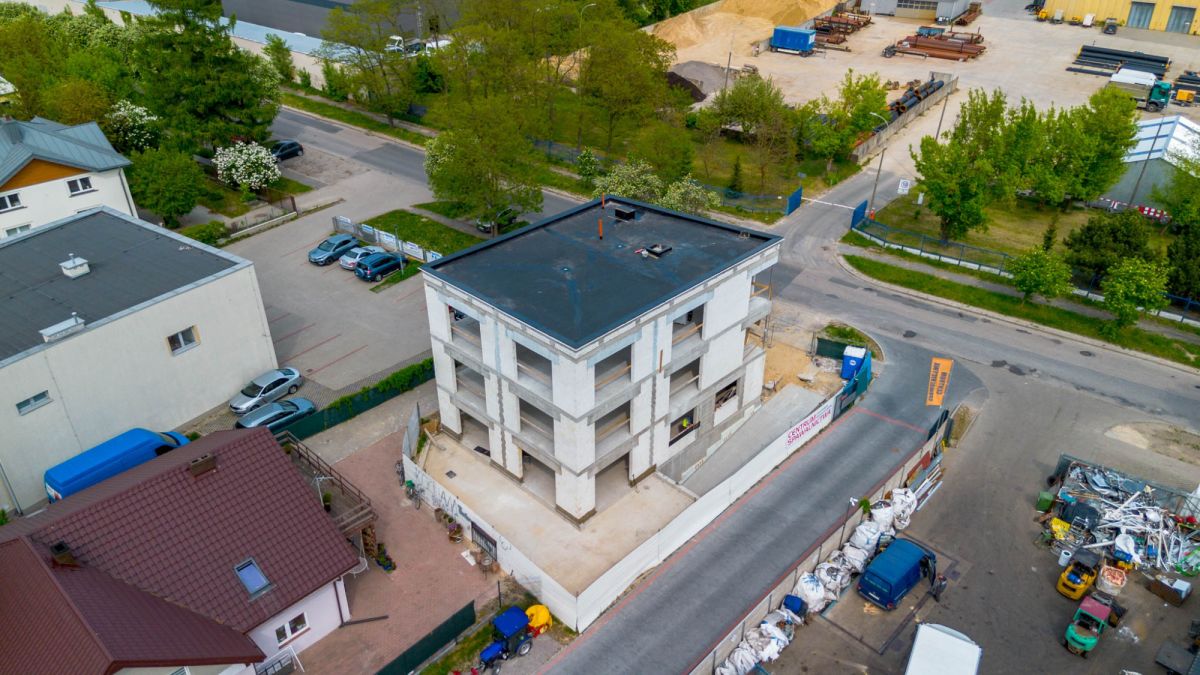 Budynek biurowo-usługowy z halą garażową - Lublin
