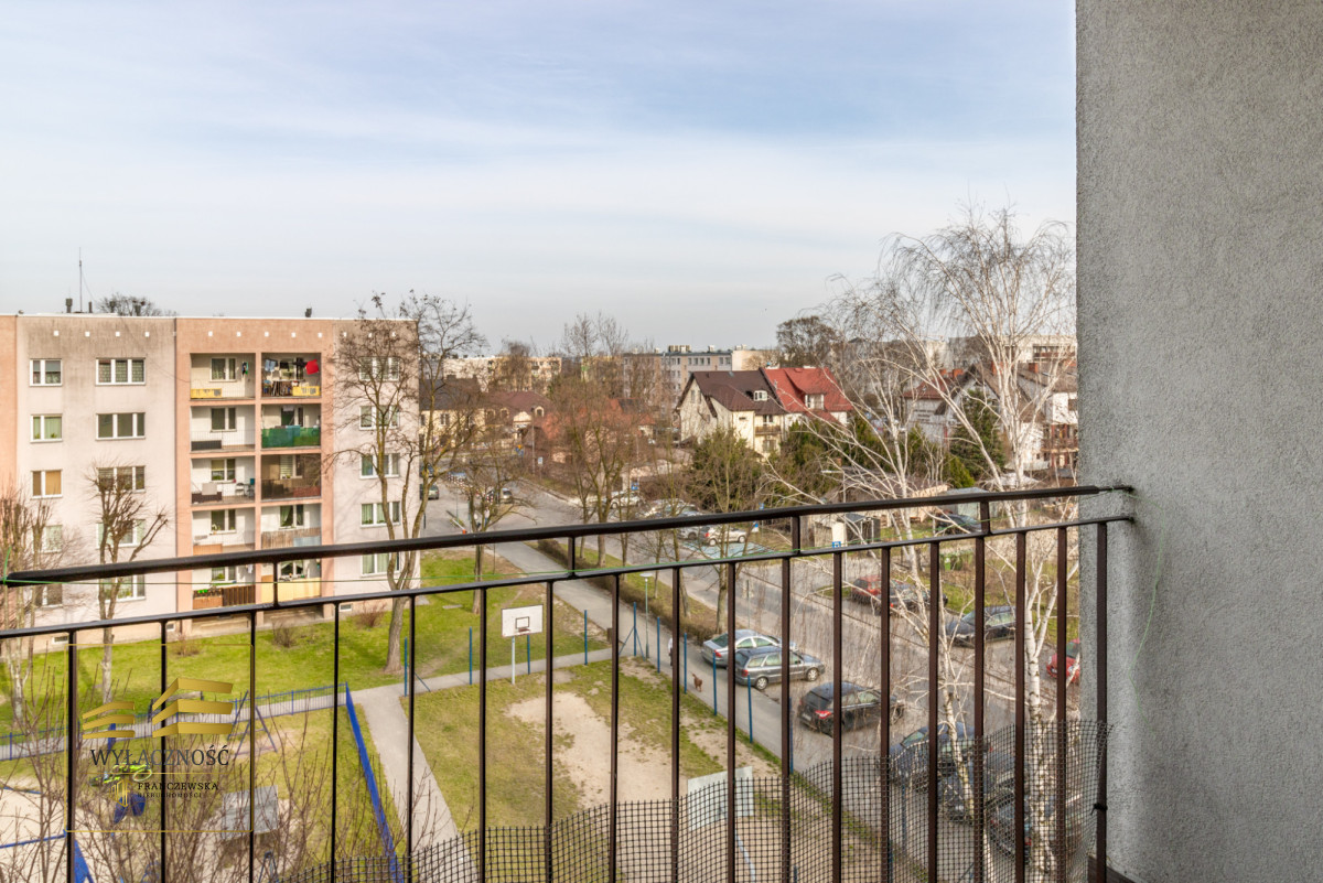 Na sprzedaż 3 pokoje + kuchnia I Balkon I Piwnica