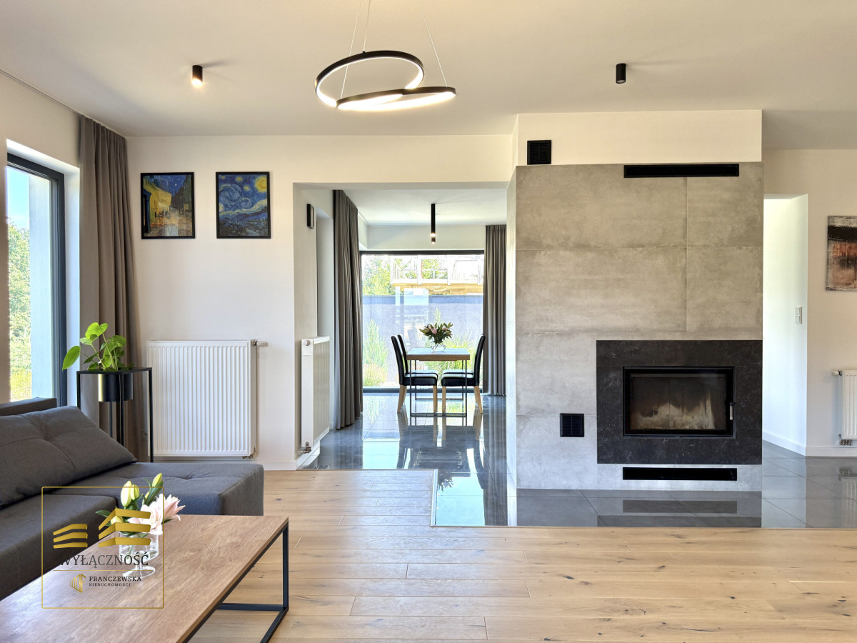 Nowy, parterowy dom przy lesie | 5 pokoi | 181 m2