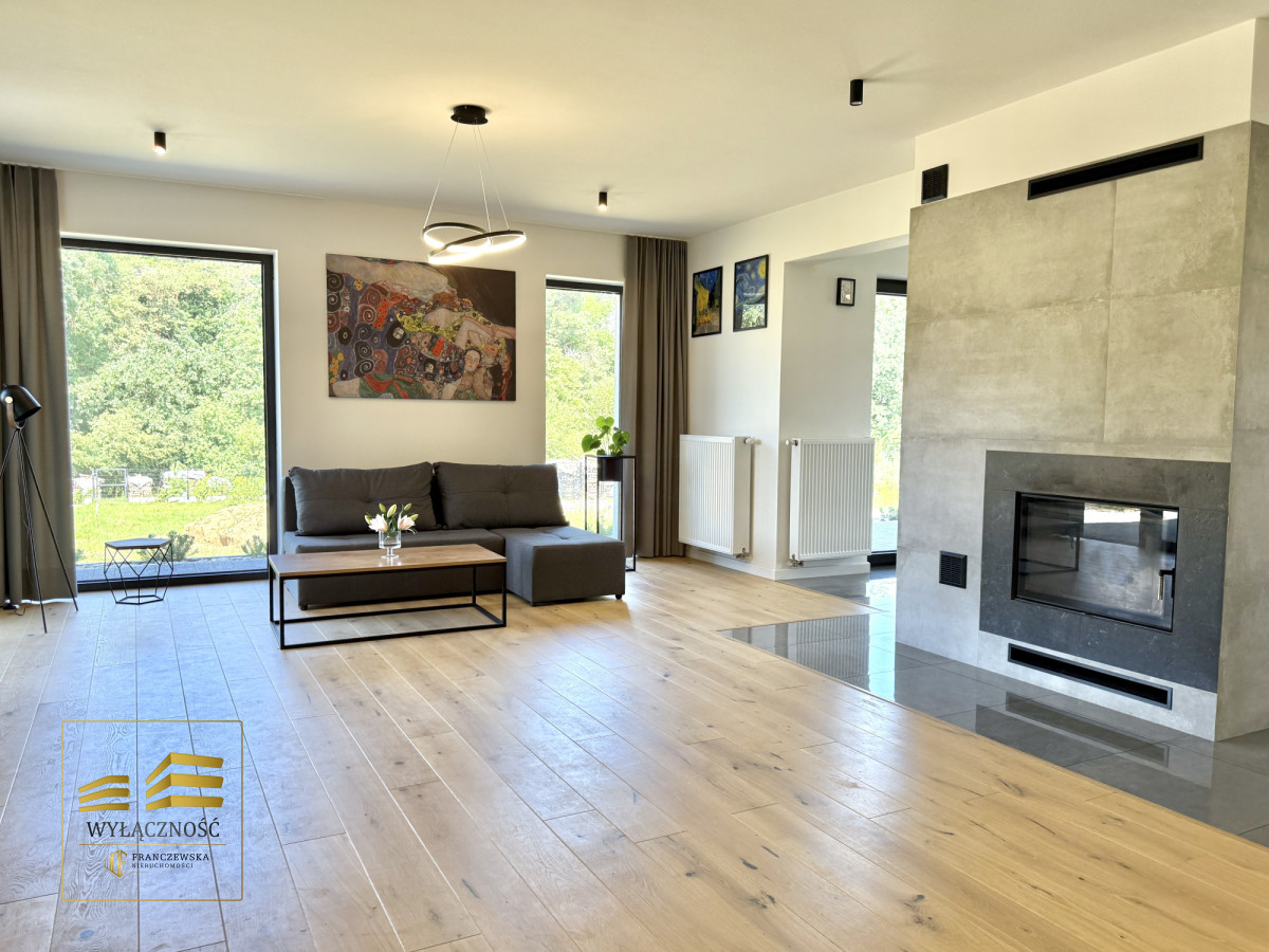 Nowy, parterowy dom przy lesie | 5 pokoi | 181 m2