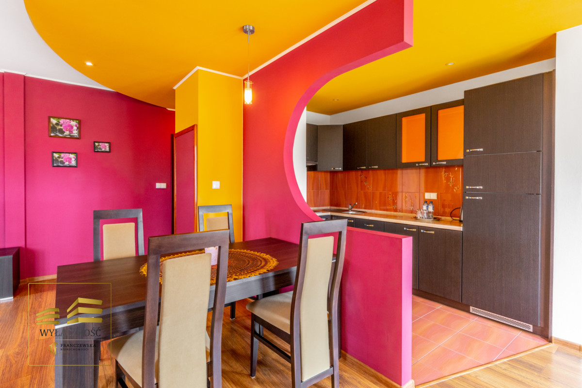 Hotel z restauracją 1500 m² - duża działka 4400 m²