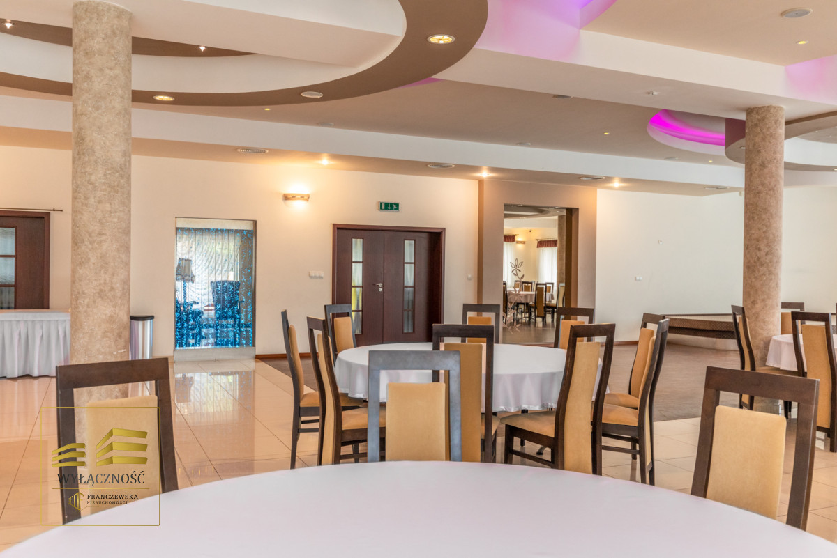 Hotel z restauracją 1500 m² - duża działka 4400 m²