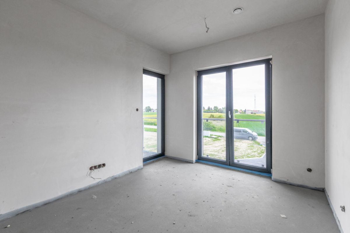 Połówka bliźniaka z działką 1500m2