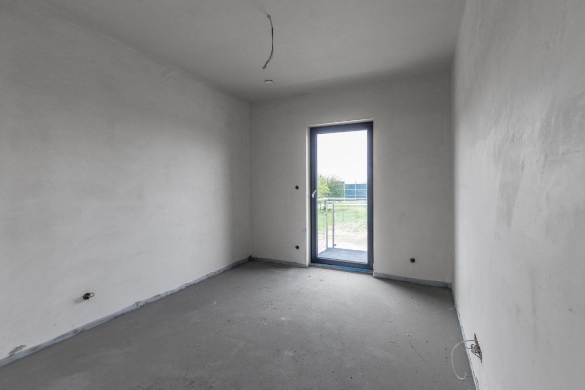 Połówka bliźniaka z działką 1500m2