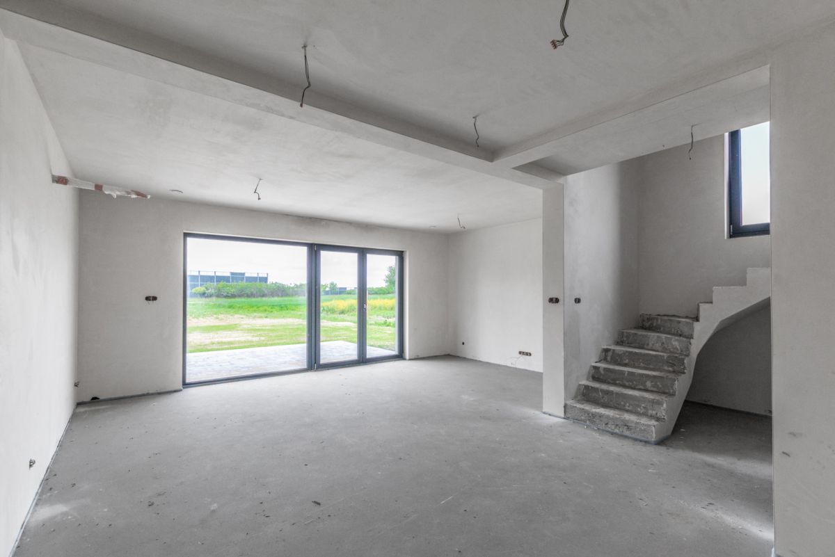 Połówka bliźniaka z działką 1500m2