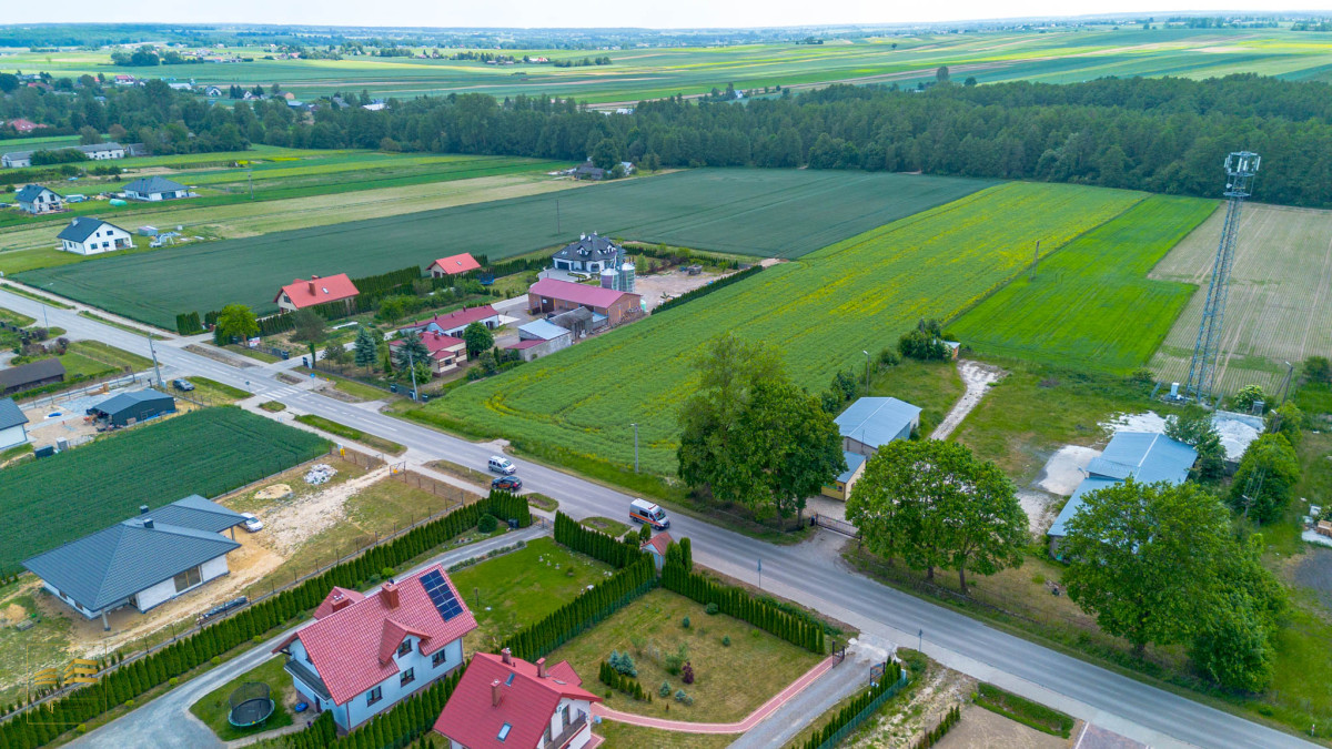 Działka komercyjna UCm w Radawczyku Kol Pierwszej