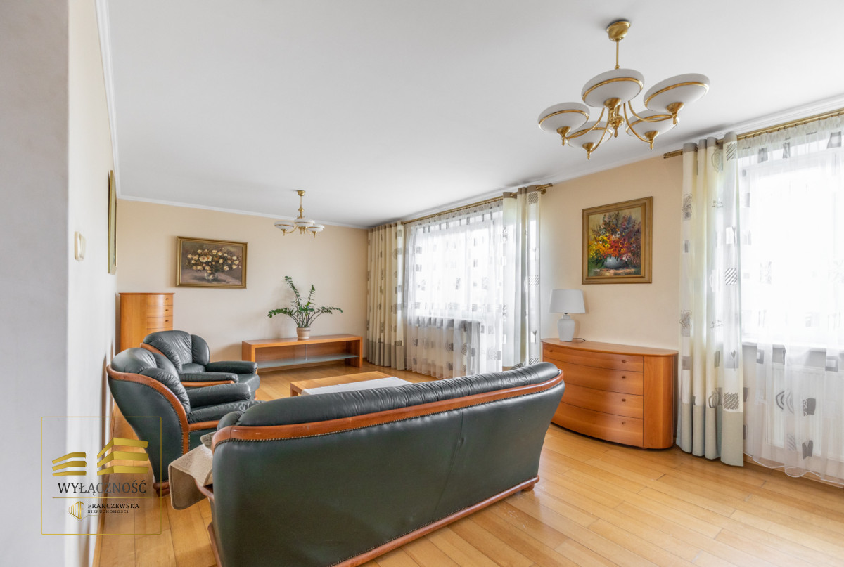 Apartament 3 pokoje Jutrzenki
