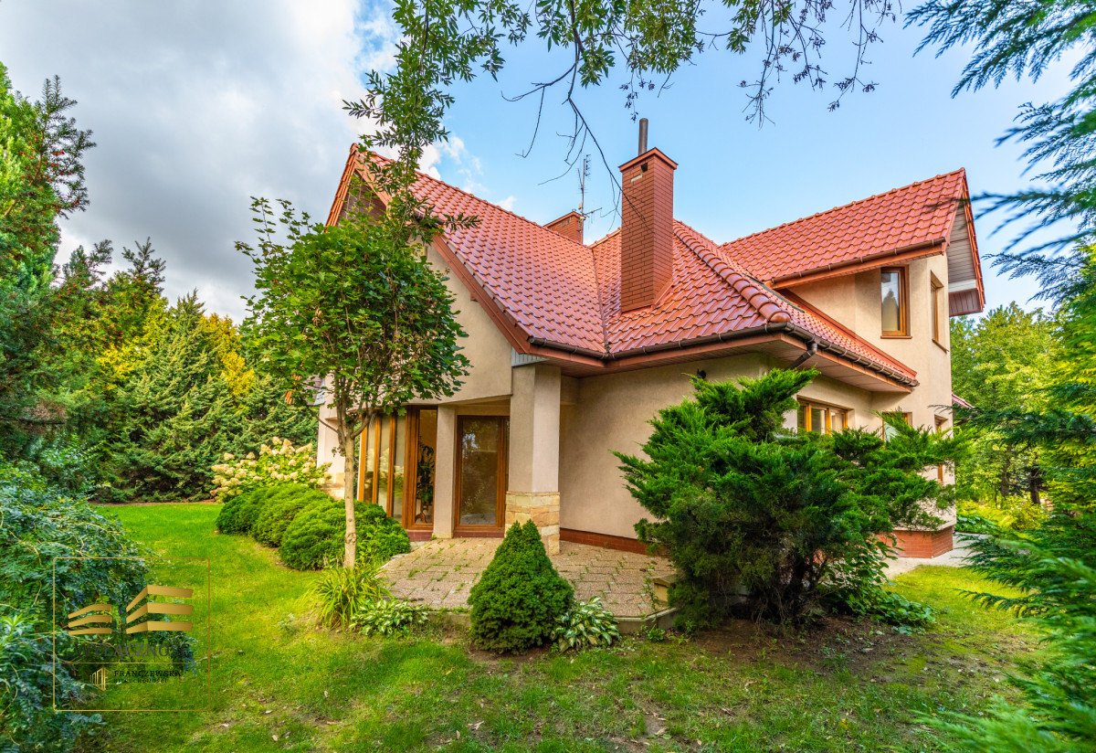 Dom wolnostojący, 6 pokoi, garaż, Płouszowice Kol.