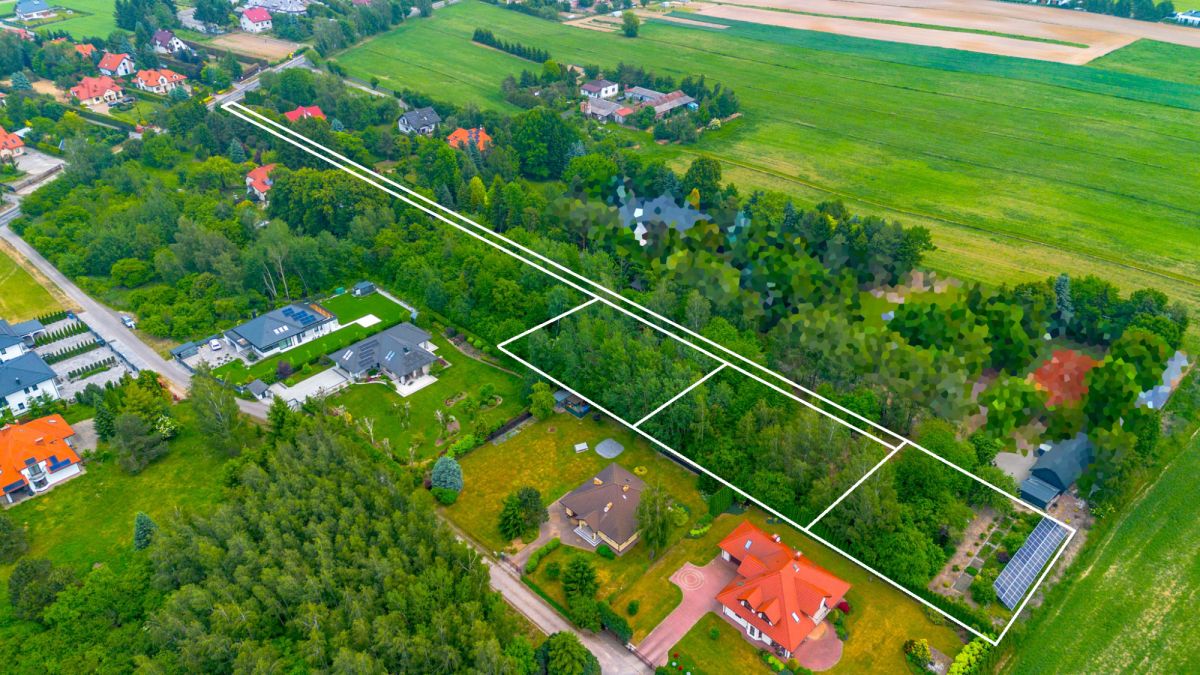 Działki budowlane ze starodrzewem.