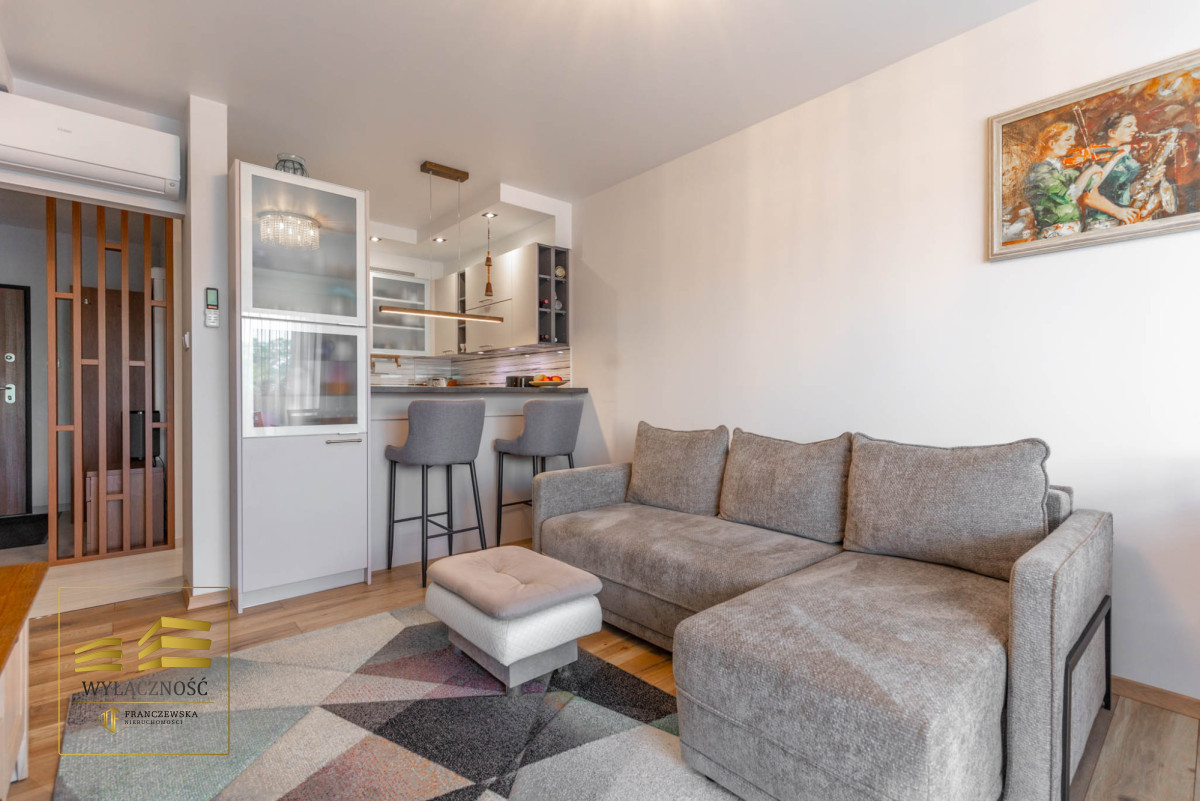Apartament z tarasem Nałęczowska.