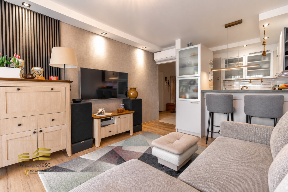 Apartament z tarasem Nałęczowska.