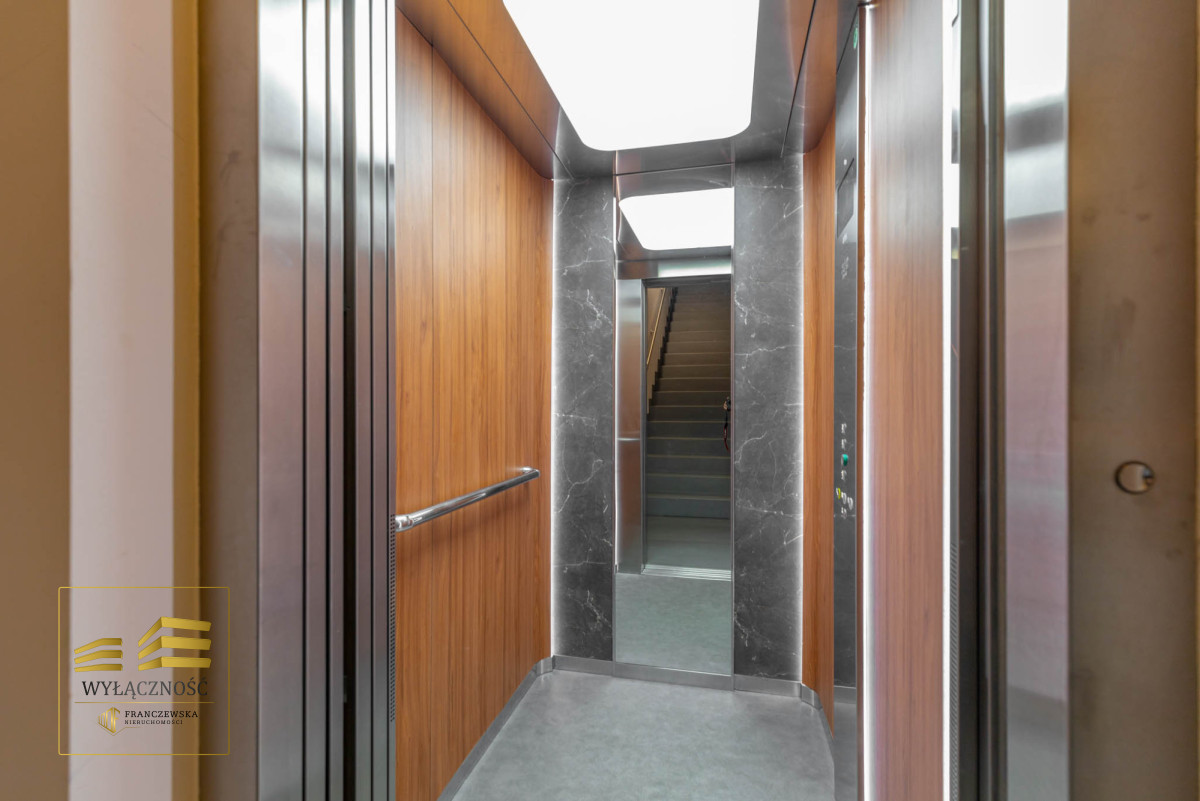 Apartament z tarasem Nałęczowska.